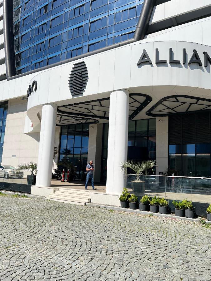Apartments In Alliance Батуми Экстерьер фото
