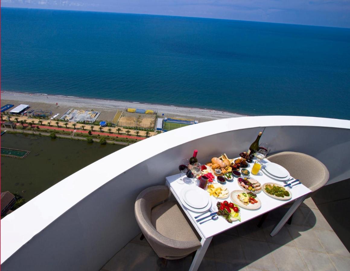 Apartments In Alliance Батуми Экстерьер фото