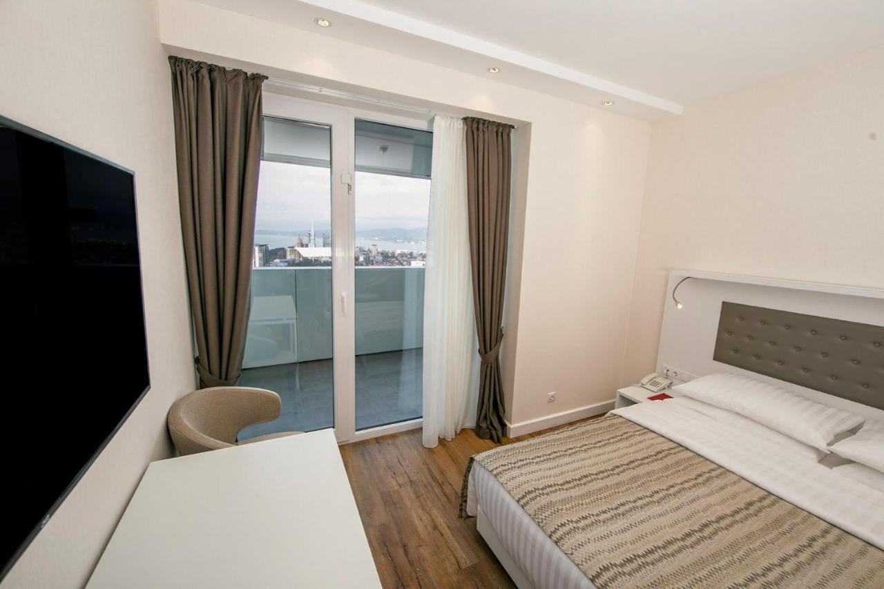 Apartments In Alliance Батуми Экстерьер фото
